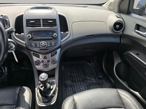 2012 Chevrolet Sonic 1LZ