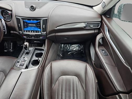 2017 Maserati Levante S