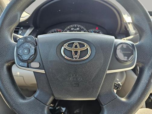 Super White 2012 Toyota Camry LE