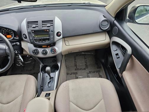 2008 Toyota RAV4 Base