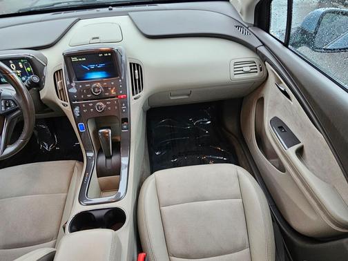2015 Chevrolet Volt Base