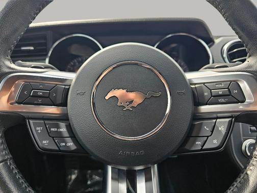 Ruby Red Metallic 2016 Ford Mustang V6