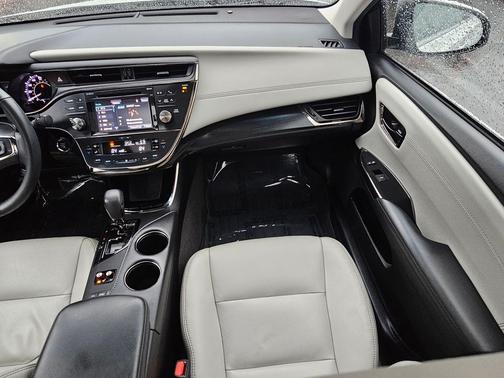 2016 Toyota Avalon Touring