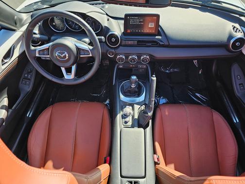 2023 Mazda MX-5 Miata RF Grand Touring