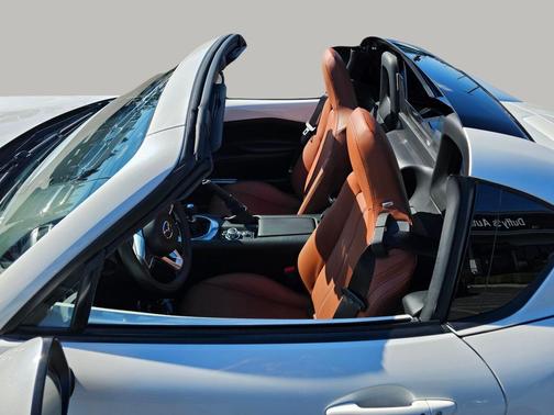 2023 Mazda MX-5 Miata RF Grand Touring