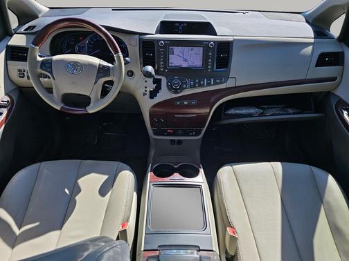 2013 Toyota Sienna Limited