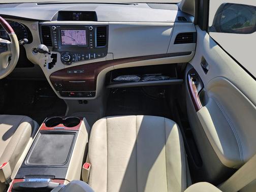 2013 Toyota Sienna Limited