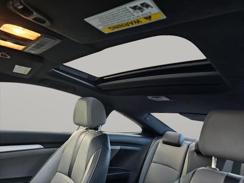 2017 Honda Civic Touring