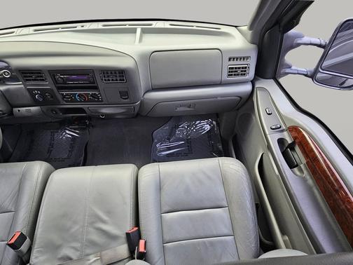 2003 Ford F-350 Lariat