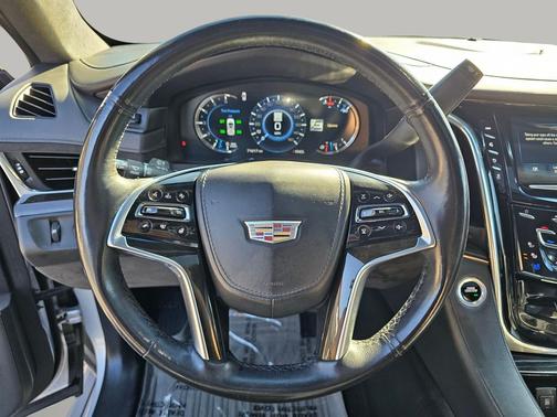 2018 Cadillac Escalade Platinum