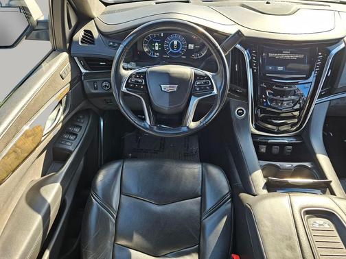 2018 Cadillac Escalade Platinum