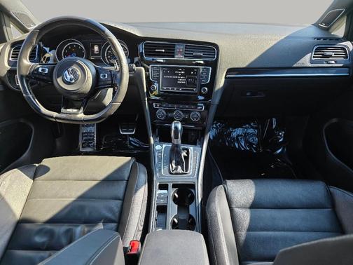 Deep Black Pearl 2016 Volkswagen Golf R 4-Door