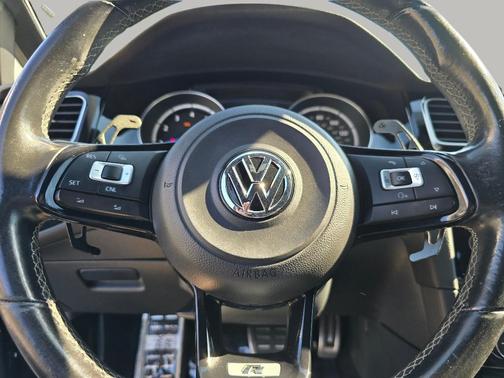 Deep Black Pearl 2016 Volkswagen Golf R 4-Door