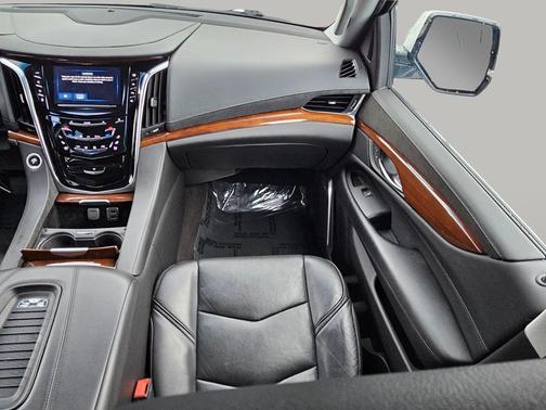 2019 Cadillac Escalade ESV Premium Luxury
