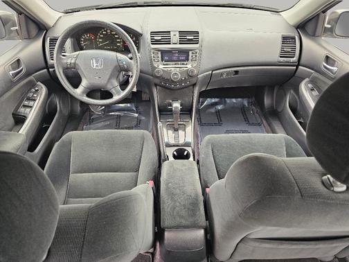Alabaster Silver Metallic 2006 Honda Accord SE