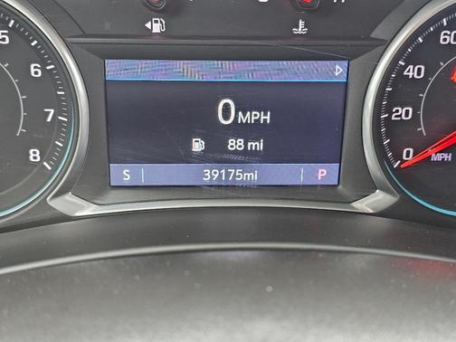 Silver Ice Metallic 2022 Chevrolet Equinox Premier