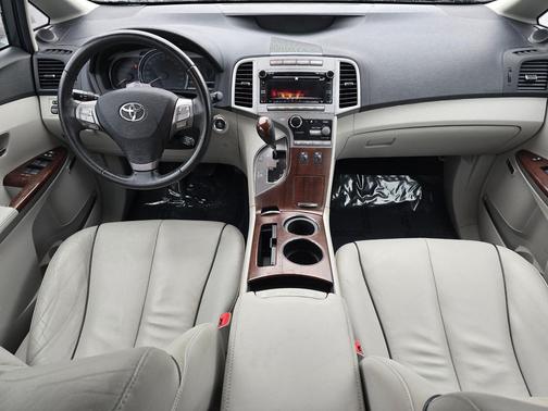 2012 Toyota Venza XLE