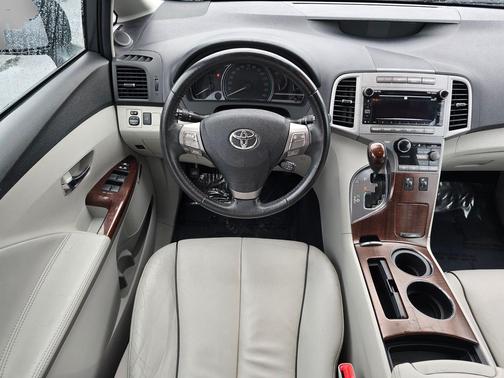 2012 Toyota Venza XLE