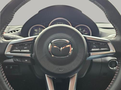2019 Mazda MX-5 Miata RF Grand Touring