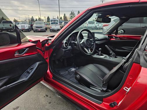 2019 Mazda MX-5 Miata RF Grand Touring