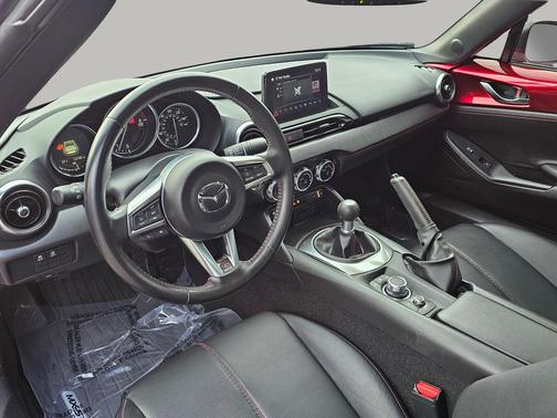 2019 Mazda MX-5 Miata RF Grand Touring