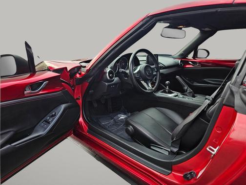2019 Mazda MX-5 Miata RF Grand Touring