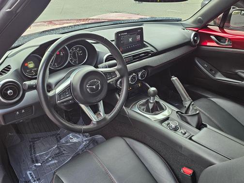 2019 Mazda MX-5 Miata RF Grand Touring