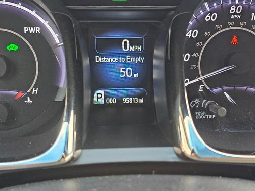 Blizzard Pearl 2013 Toyota Avalon Hybrid Limited