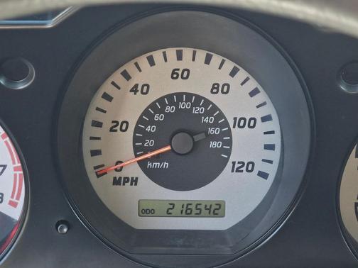 2004 Nissan Frontier S/C Crew Cab