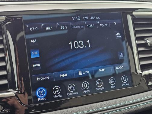 2017 Chrysler Pacifica Hybrid Platinum