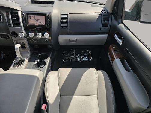 2012 Toyota Tundra Limited