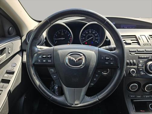 2013 Mazda Mazda3 i Touring