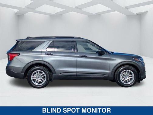 CARBONIZED GRAY METALLIC 2026 Ford Explorer Active