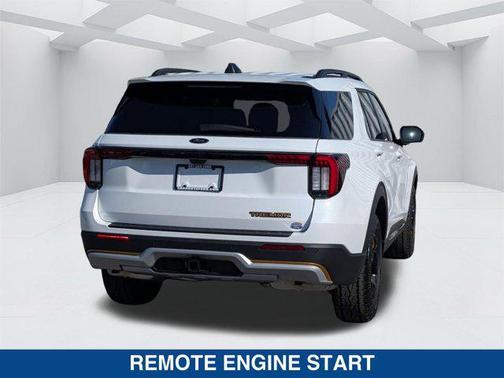 STAR WHITE MET TRI-COAT 2026 Ford Explorer Tremor