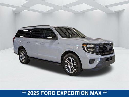 2025 Ford Expedition Max Active 4x2