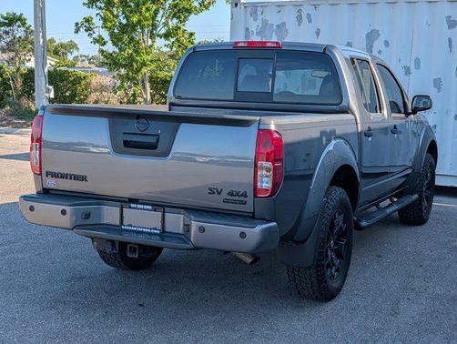 Gun Metallic 2021 Nissan Frontier SV
