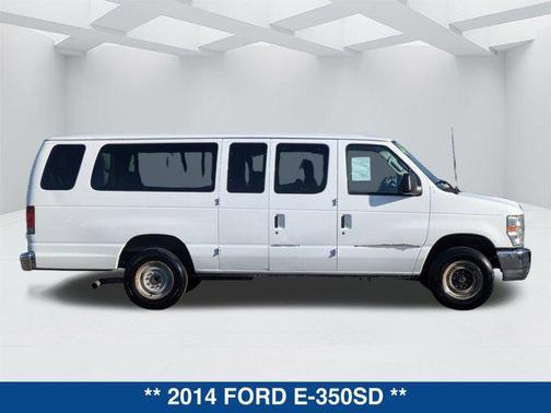2014 Ford E350 Super Duty XLT