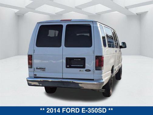 2014 Ford E350 Super Duty XLT