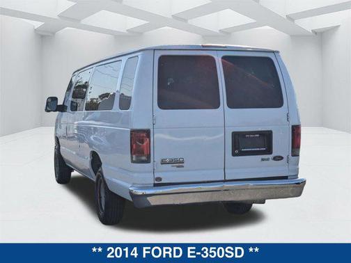 2014 Ford E350 Super Duty XLT