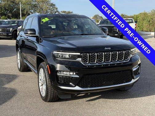 2022 Jeep Grand Cherokee Summit