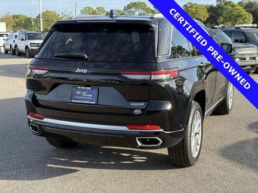 2022 Jeep Grand Cherokee Summit