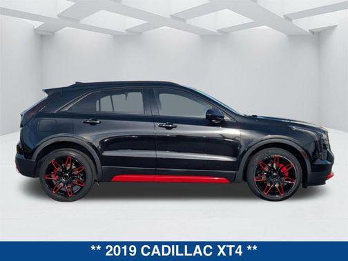 2019 Cadillac XT4 Sport