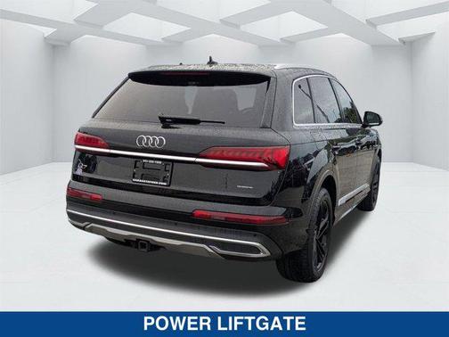 2021 Audi Q7 55 Premium Plus