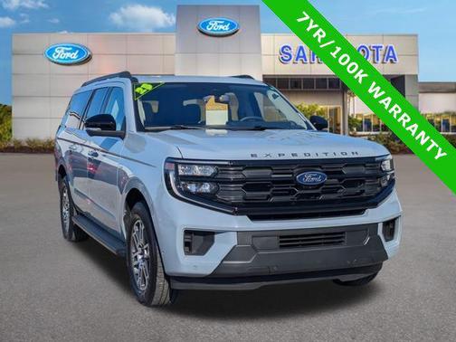 2025 Ford Expedition Max Active 4x2