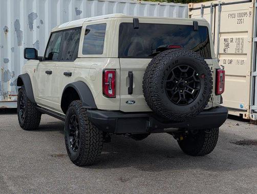 DESERT SAND 2026 Ford Bronco Badlands