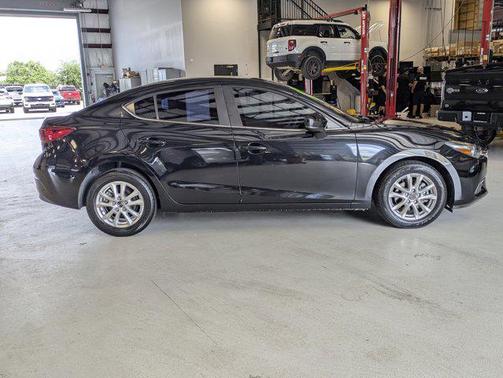 2018 Mazda Mazda3 Sport