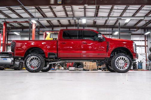 2025 Ford F-250 Platinum