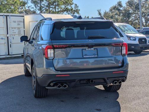 CARBONIZED GRAY METALLIC 2026 Ford Explorer ST