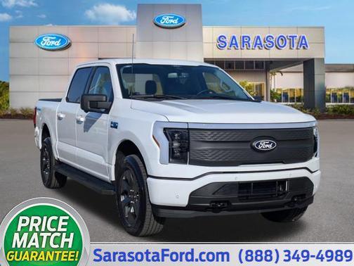 2025 Ford F-150 Lightning Flash
