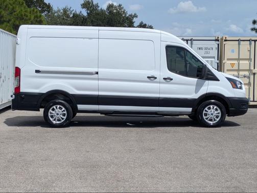 Oxford White 2023 Ford E-Transit T-350 Medium Roof